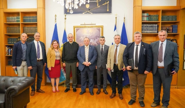 Ιστορική πρώτη στις ΕΔ: Επίσημη συνάντηση ΑΓΕΕΘΑ με ΠΟΜΕΝΣ, τον θεσμικό εκπρόσωπο των Στρατιωτικών.  